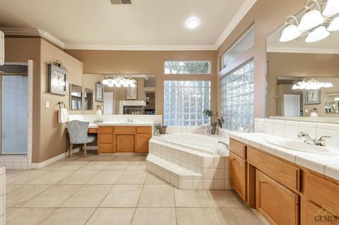 1601 Leaf Crest Ln, Bakersfield, CA 93314 photo 21