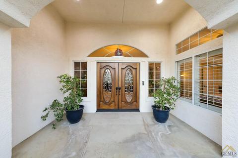 1601 Leaf Crest Ln, Bakersfield, CA 93314 photo 5