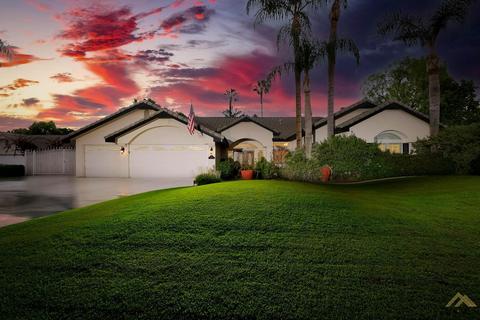 1601 Leaf Crest Ln, Bakersfield, CA 93314 photo 1
