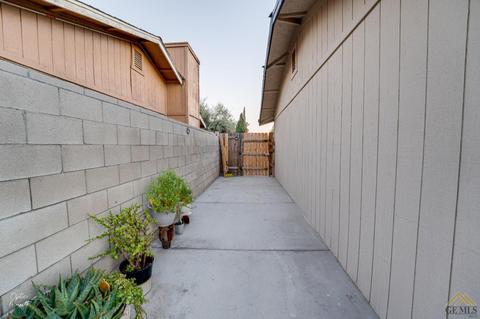 1215 22nd Ave, Delano, CA 93215 photo 29