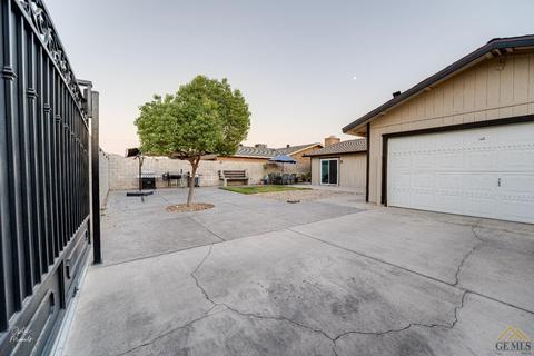 1215 22nd Ave, Delano, CA 93215 photo 27