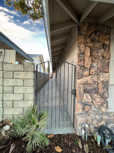 1019 3rd St, Taft, CA 93268 photo 32