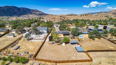 22800 Lake Dr, Tehachapi, CA 93561 photo 52