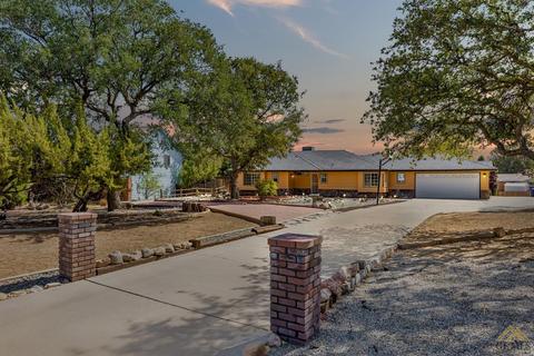 22800 Lake Dr, Tehachapi, CA 93561 photo 1