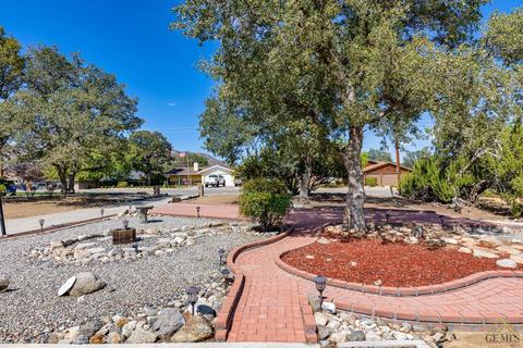 22800 Lake Dr, Tehachapi, CA 93561 photo 4