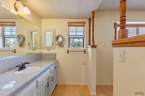 22800 Lake Dr, Tehachapi, CA 93561 photo 28