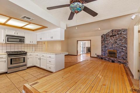 22800 Lake Dr, Tehachapi, CA 93561 photo 17