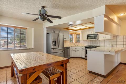 22800 Lake Dr, Tehachapi, CA 93561 photo 14