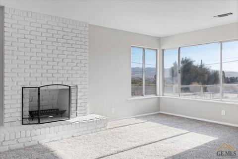 22705 Mariposa Rd, Tehachapi, CA 93561 photo 9