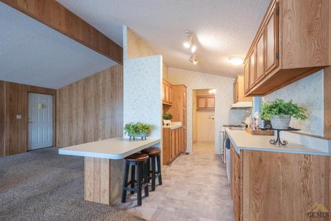 705 46th St, Bakersfield, CA 93301 photo 8