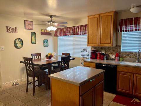 200 Calvin St, Taft, CA 93268 photo 9