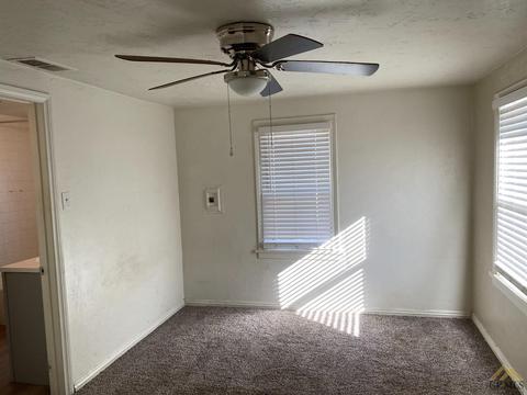 906 Sequoia Dr, Bakersfield, CA 93308 photo 13