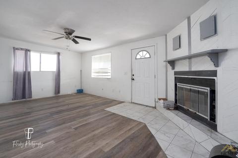 217 E St, Taft, CA 93268 photo 9