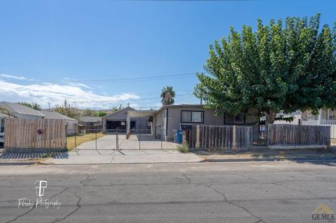 217 E St, Taft, CA 93268 photo 1