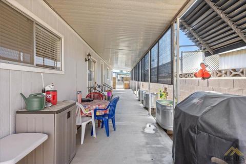 700 44th St, Bakersfield, CA 93301 photo 32