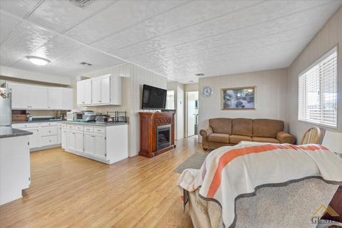 700 44th St, Bakersfield, CA 93301 photo 16