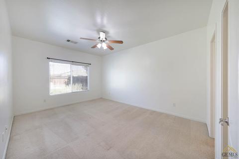 2402 Macau St, Bakersfield, CA 93313 photo 15