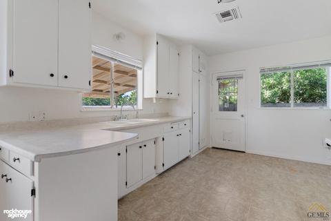 1017 Griffith Ave, Wasco, CA 93280 photo 13