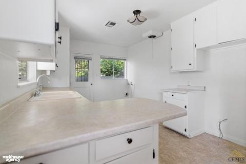 1017 Griffith Ave, Wasco, CA 93280 photo 12