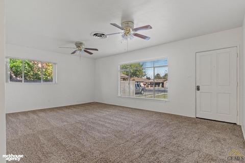 1017 Griffith Ave, Wasco, CA 93280 photo 7