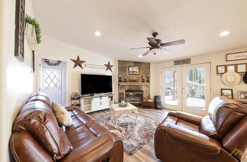111 Kearns, Bodfish, CA 93205 photo 18