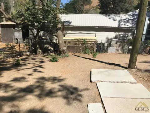 403 South Dr, Lebec, CA 93243 photo 5