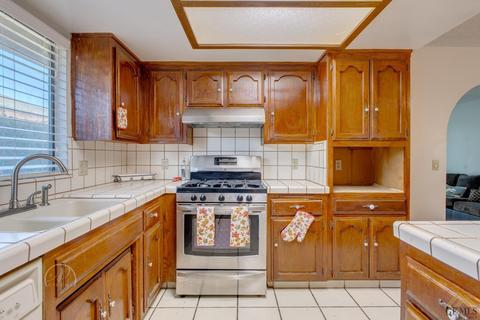 4020 Thatch Ave, Bakersfield, CA 93313 photo 9