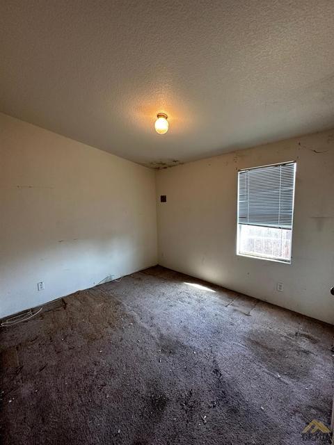 135 Crystal St, Taft, CA 93268 photo 19