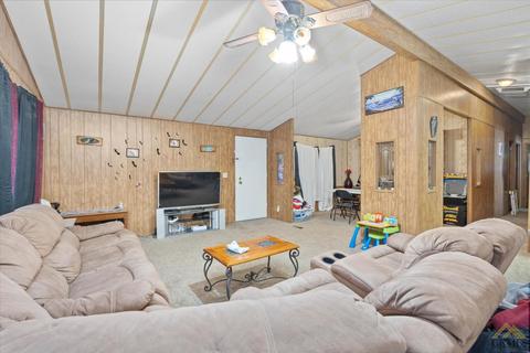 801 Buchanan St, Taft, CA 93268 photo 5
