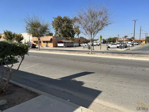 223 Bear Mountain Blvd, Arvin, CA 93203 photo 4