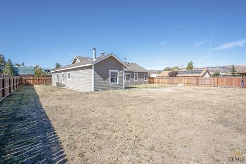 18420 Santa Anita St, Tehachapi, CA 93561 photo 4