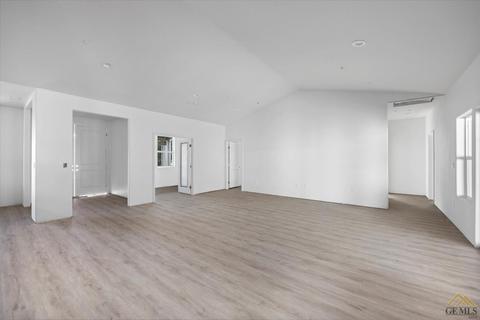 29221 Angus Ct, Tehachapi, CA 93561 photo 8