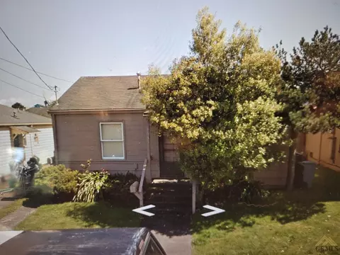1915 A St, Eureka, CA 95501