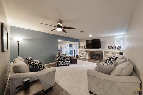 3607 Pickwick Dr, Bakersfield, CA 93306 photo 6