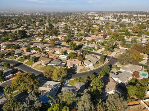 3607 Pickwick Dr, Bakersfield, CA 93306 photo 31