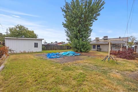 211 Easter St, Bakersfield, CA 93307 photo 31