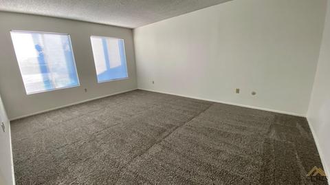 4616 Harris Rd, Bakersfield, CA 93313 photo 7