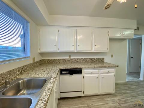 4616 Harris Rd, Bakersfield, CA 93313 photo 11