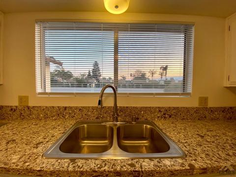 4616 Harris Rd, Bakersfield, CA 93313 photo 9