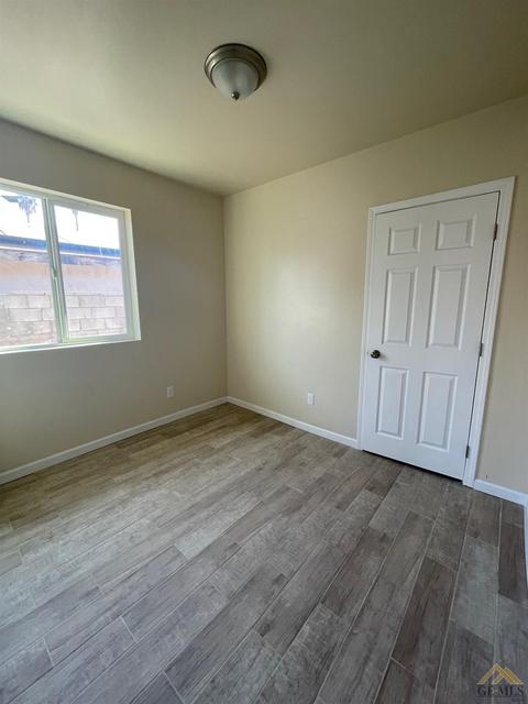 251 W 3rd St, Buttonwillow, CA 93206 photo 4