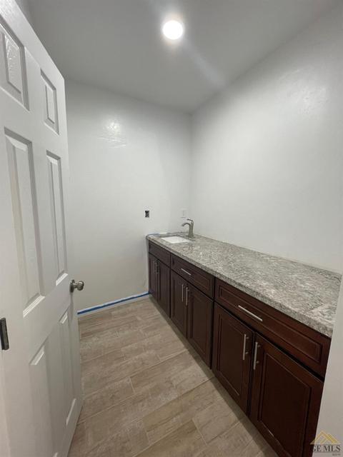 251 W 3rd St, Buttonwillow, CA 93206 photo 12
