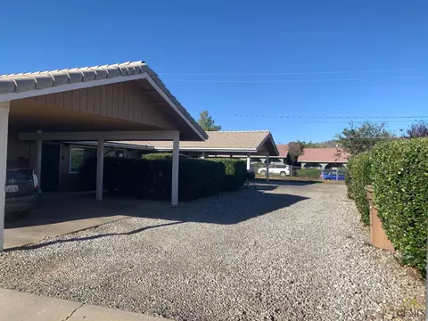 21230 Santa Maria Dr, Tehachapi, CA 93561 photo 7