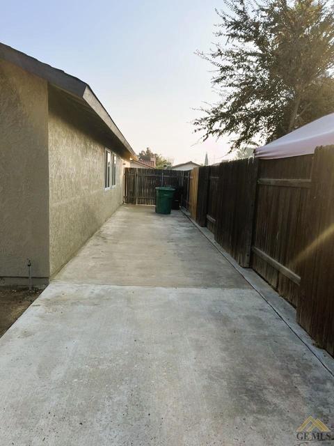 10208 Cave Ave, Bakersfield, CA 93312 photo 28
