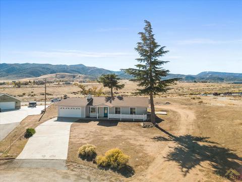 21001 Angel St, Tehachapi, CA 93561 photo 4