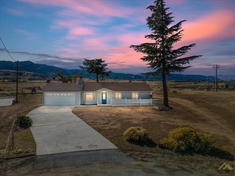 21001 Angel St, Tehachapi, CA 93561 photo 2