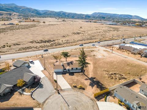 21001 Angel St, Tehachapi, CA 93561 photo 5