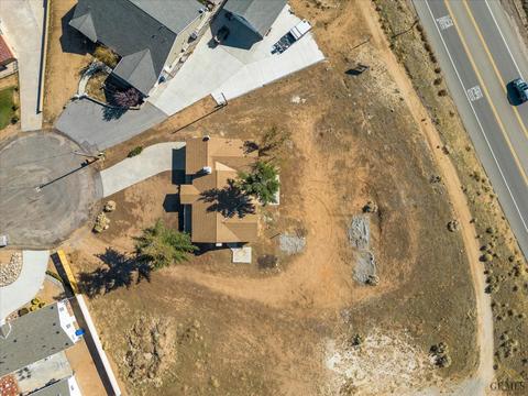 21001 Angel St, Tehachapi, CA 93561 photo 6