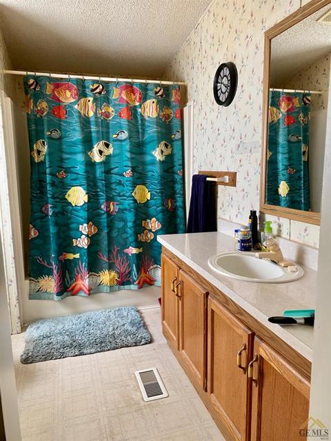 117 Pierce St, Taft, CA 93268 photo 9