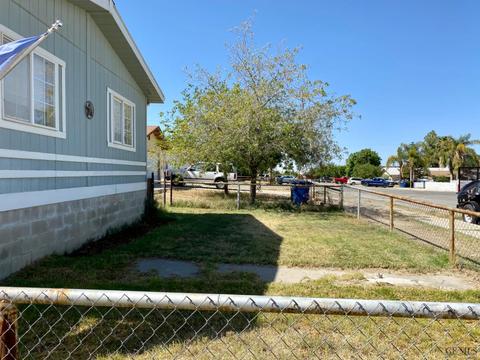 117 Pierce St, Taft, CA 93268 photo 3