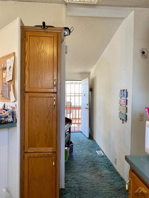 117 Pierce St, Taft, CA 93268 photo 6